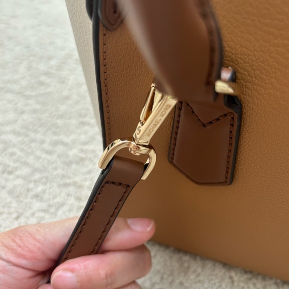 Micheal Kors Kris small satchel - Picture 5 of 10